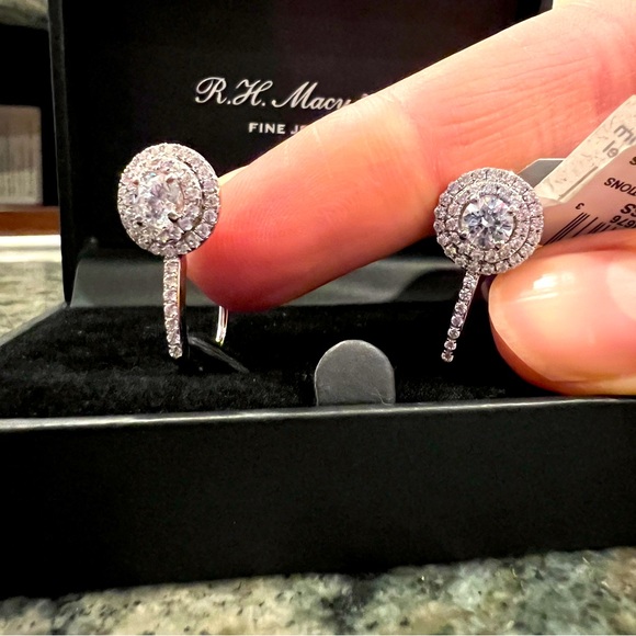 NWT Macys earrings - Picture 2 of 4